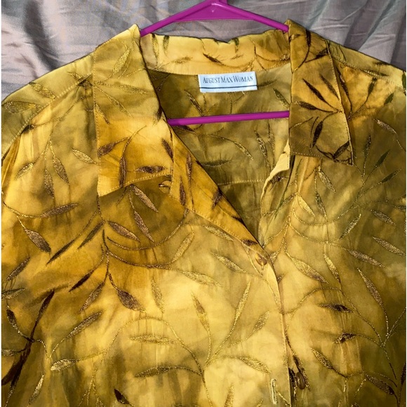 EUC August Max shirt - Picture 2 of 6